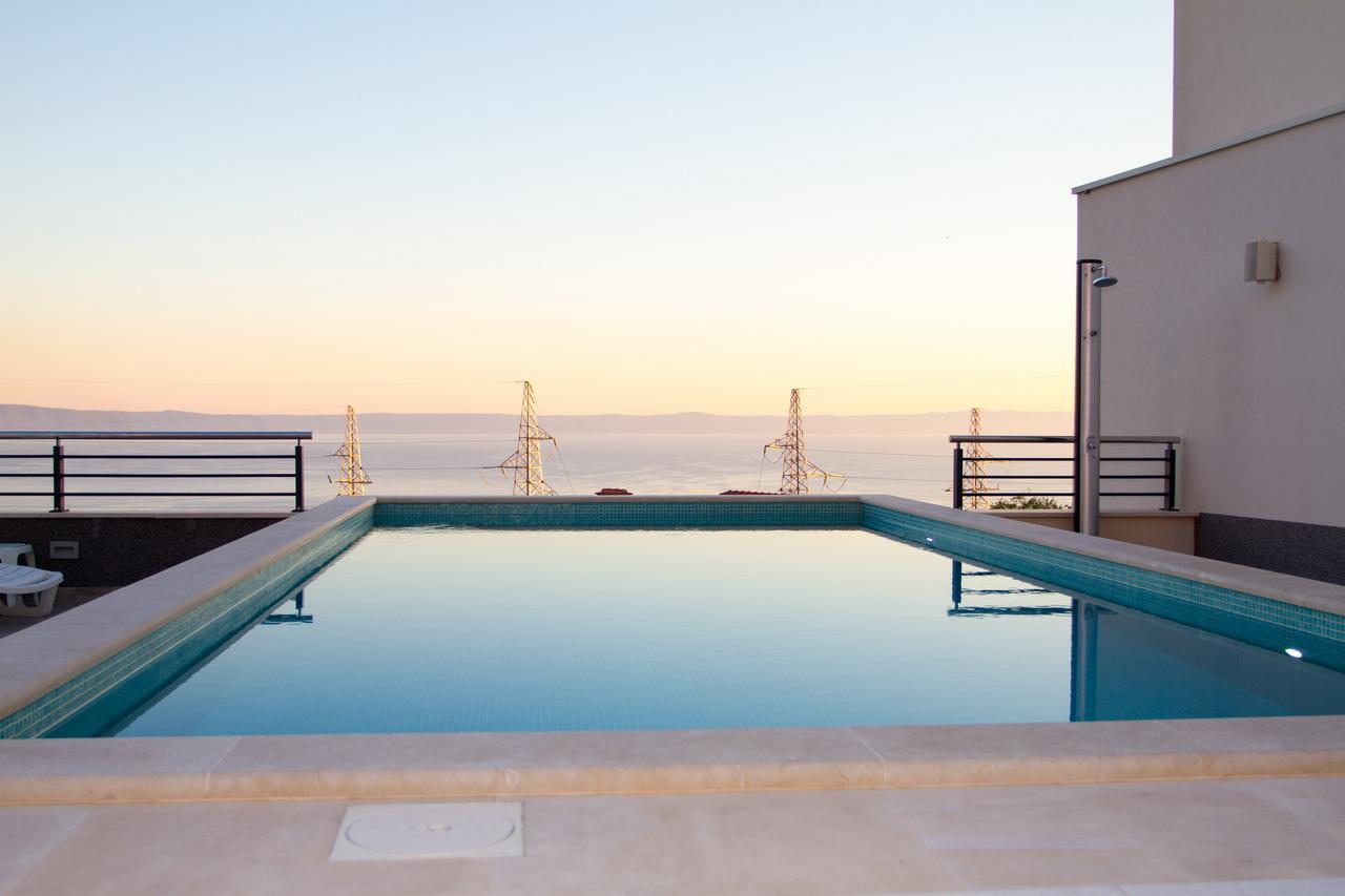 Whitehouse Apartments Makarska Exterior foto