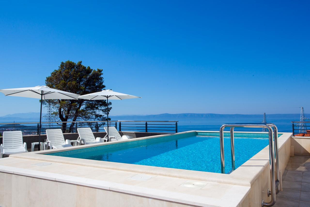 Whitehouse Apartments Makarska Exterior foto