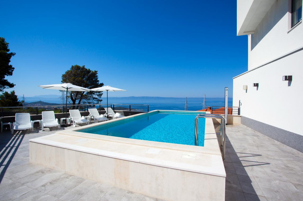 Whitehouse Apartments Makarska Exterior foto