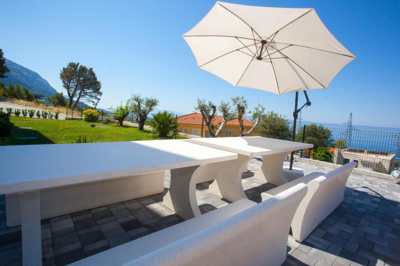 Whitehouse Apartments Makarska Exterior foto